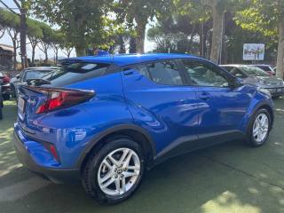 TOYOTA C-HR usata, con Autoradio