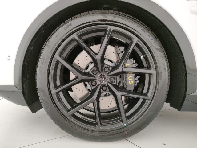 LOTUS Eletre usata, con Cerchi in lega