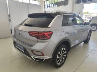 VOLKSWAGEN T-Roc usata, con Autoradio