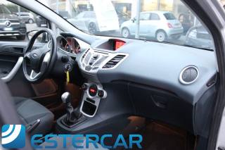 FORD Fiesta usata, con Lettore CD
