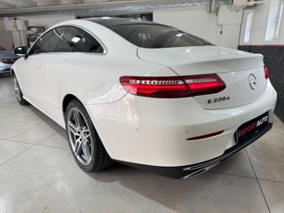 MERCEDES-BENZ E 220 usata, con Alzacristalli elettrici