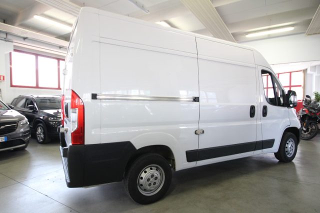 PEUGEOT Boxer usata, con Boardcomputer