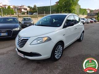LANCIA Ypsilon usata, con Airbag