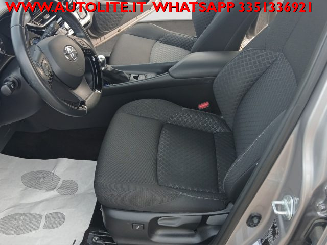 TOYOTA C-HR usata, con Controllo automatico clima