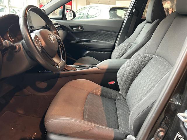 TOYOTA C-HR usata, con Chiusura centralizzata
