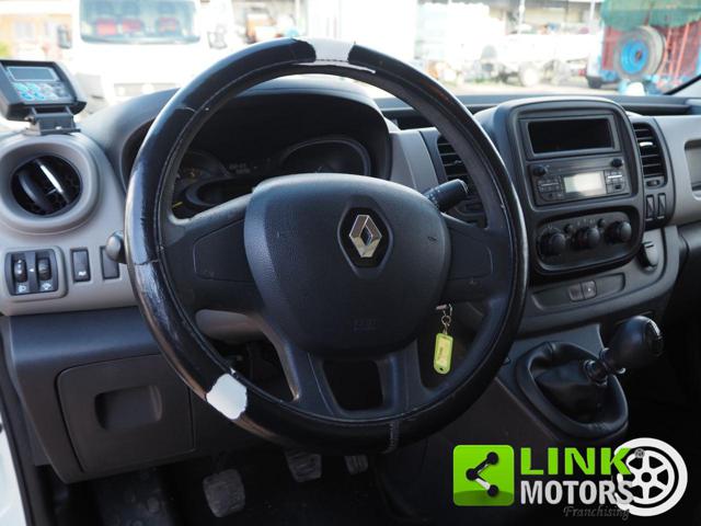 RENAULT Trafic usata, con Specchietti laterali elettrici