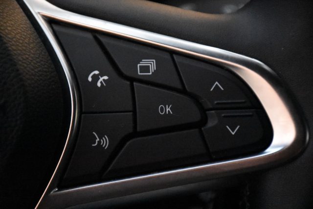 RENAULT Clio usata, con Fari LED