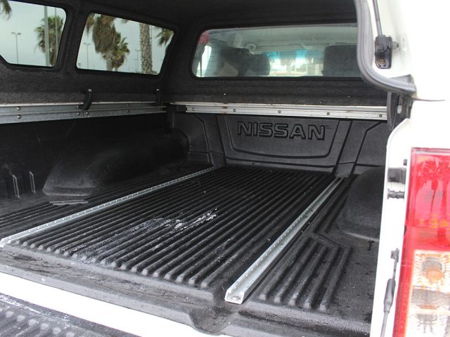 NISSAN Navara usata, con Monitoraggio pressione pneumatici