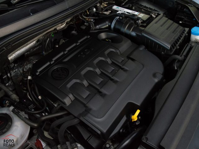 VOLKSWAGEN Tiguan usata, con Adaptive Cruise Control