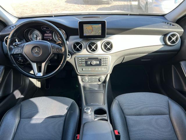 MERCEDES-BENZ GLA 200 usata, con Chiusura centralizzata