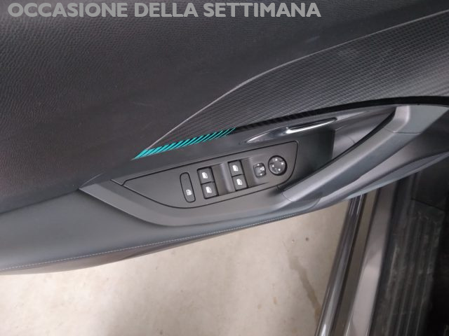 PEUGEOT 2008 usata, con Bluetooth