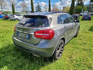 MERCEDES-BENZ GLA 200 usata, con Alzacristalli elettrici
