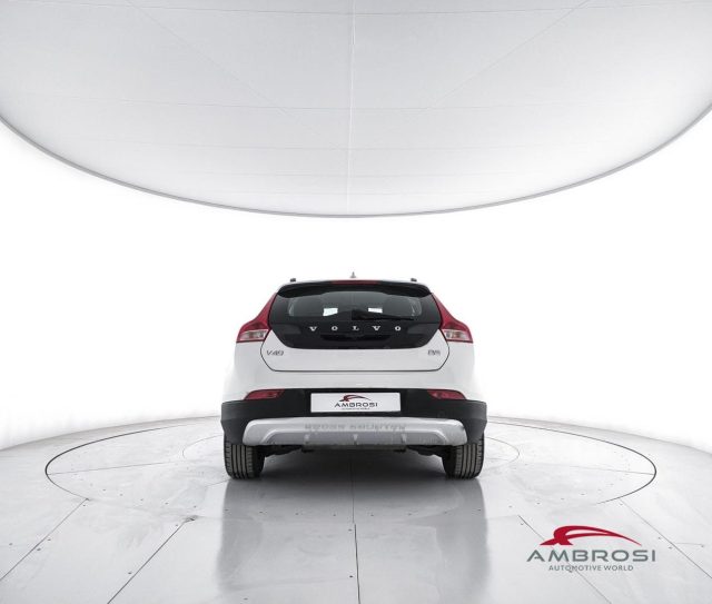 VOLVO V40 Cross Country usata 5