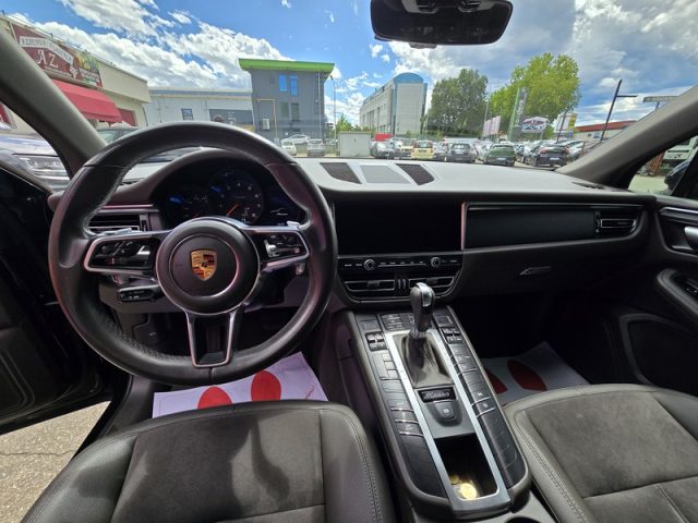PORSCHE Macan usata, con Boardcomputer