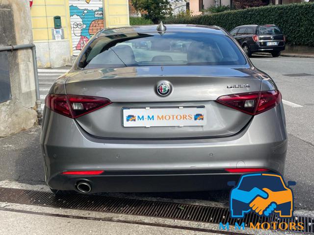 ALFA ROMEO Giulia usata, con Autoradio