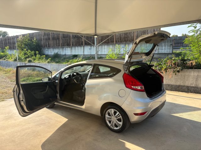 FORD Fiesta usata, con Sedile passeggero ribaltabile