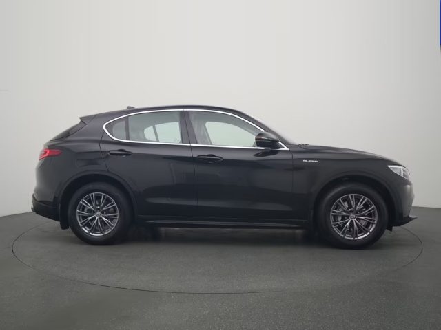 ALFA ROMEO Stelvio usata, con Airbag