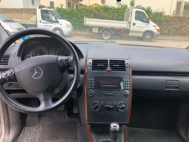 MERCEDES-BENZ A 150 usata, con Bracciolo