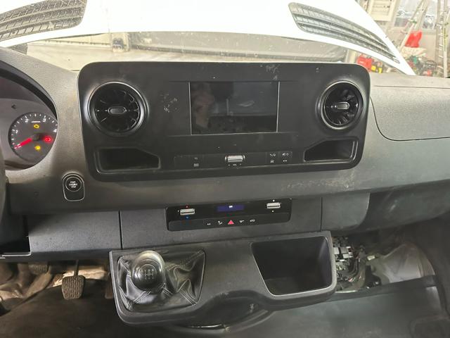 MERCEDES-BENZ Sprinter usata, con USB