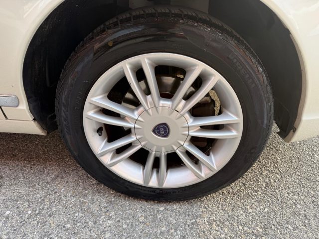 LANCIA Ypsilon usata 12