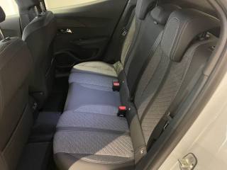 PEUGEOT 2008 usata, con Luci diurne LED