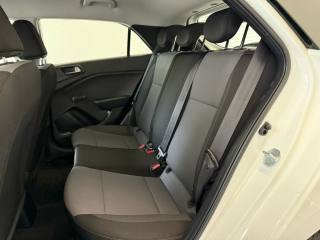 HYUNDAI i20 usata 15