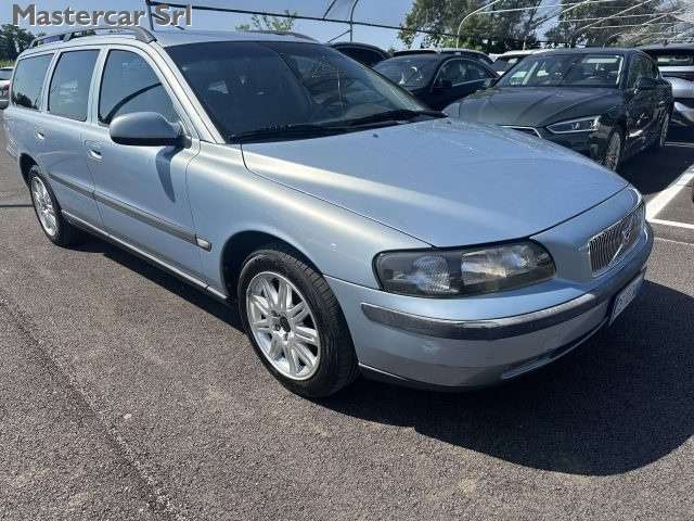 VOLVO V70 usata 2
