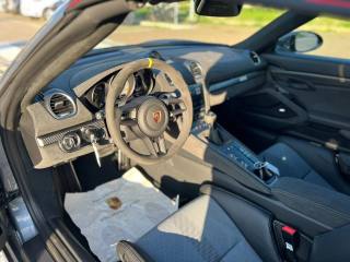 PORSCHE 718 Spyder usata, con USB