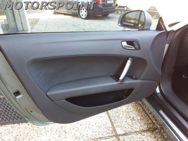 AUDI TT usata, con Controllo automatico clima