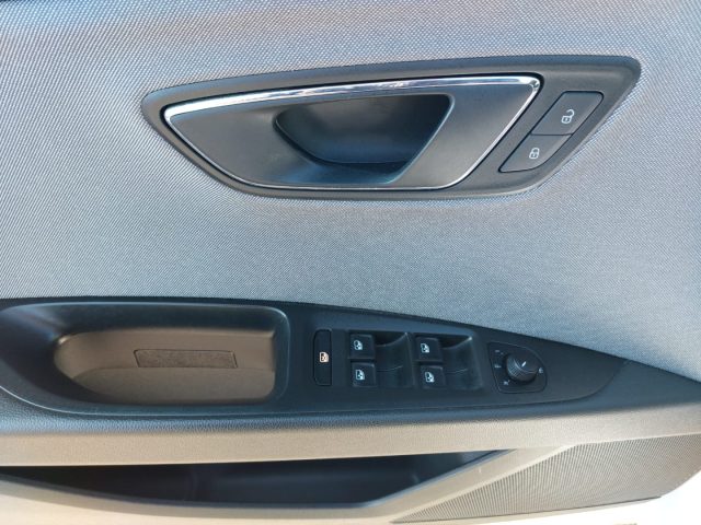 SEAT Leon usata, con Fendinebbia