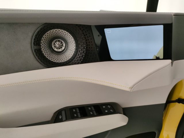 LOTUS Emeya usata, con ESP