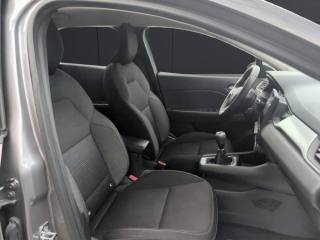 RENAULT Captur usata, con Bracciolo