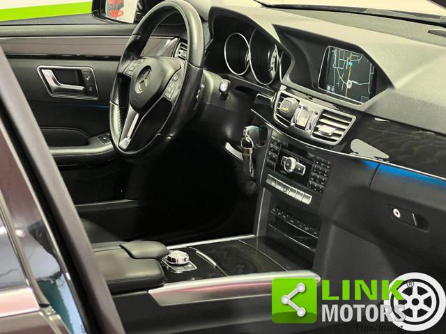 MERCEDES-BENZ E 220 usata, con Specchietti laterali elettrici