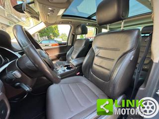 VOLKSWAGEN Touareg usata, con Fendinebbia