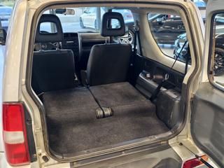 SUZUKI Jimny usata, con Fendinebbia