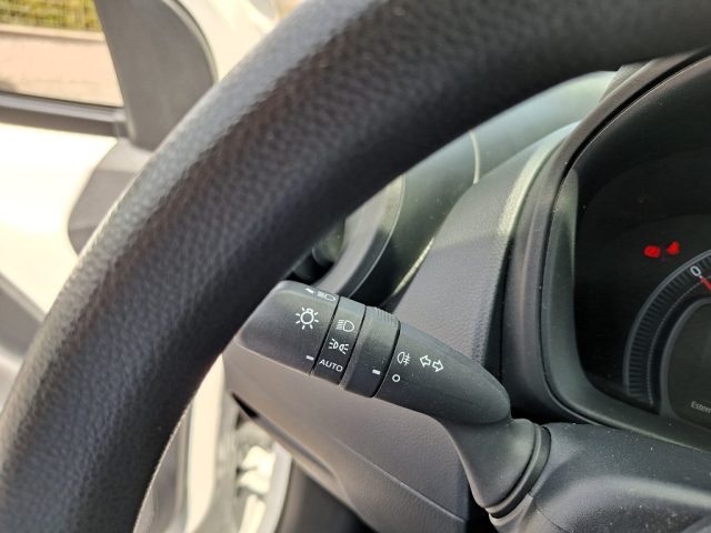 TOYOTA Aygo X usata 12