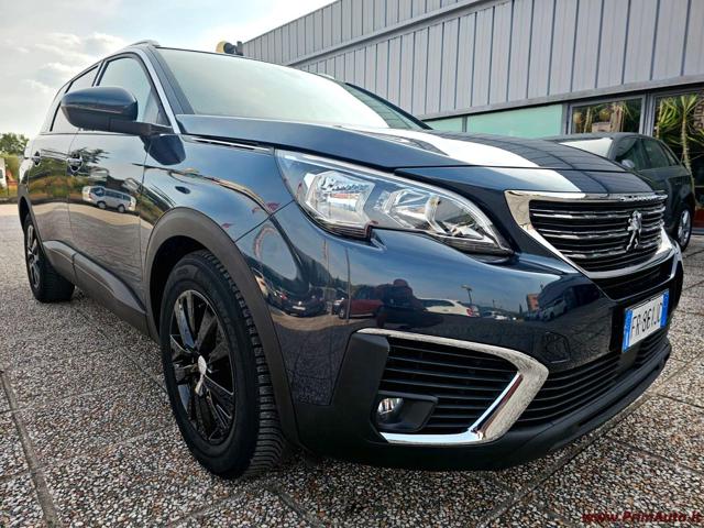 PEUGEOT 5008 usata, con Airbag Passeggero