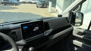 VOLKSWAGEN Crafter usata, con Riconoscimento dei segnali stradali