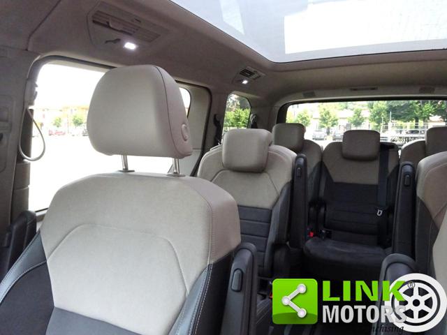 VOLKSWAGEN Multivan usata, con Isofix