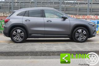 MERCEDES-BENZ GLA 200 usata, con Boardcomputer