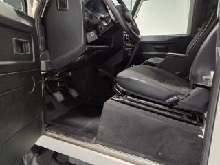 LAND ROVER Defender usata 17