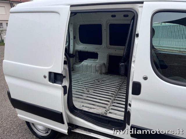 CITROEN Berlingo usata, con Specchietti laterali elettrici