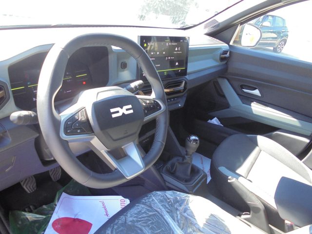 DACIA Duster usata 23