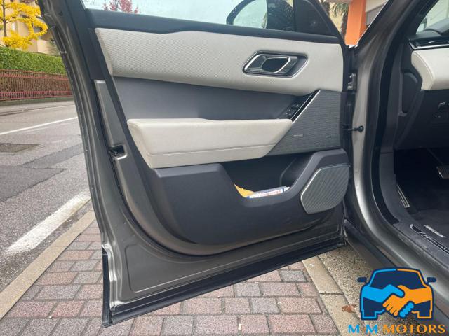 LAND ROVER Range Rover Velar usata, con Climatizzatore automatico, 2 zone
