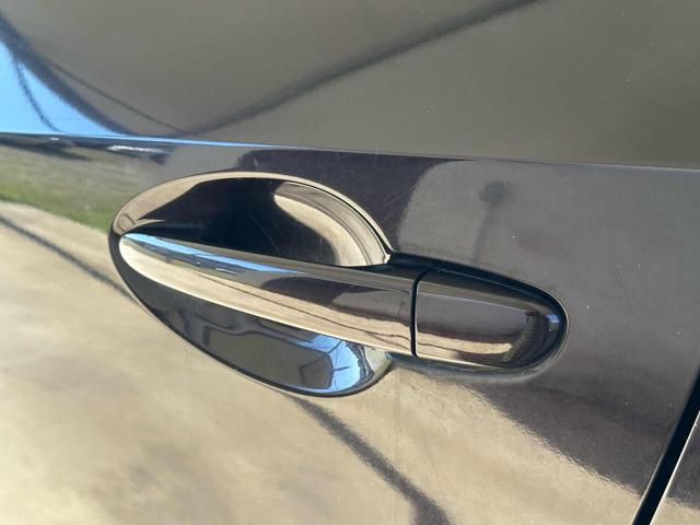 MAZDA 2 usata, con USB