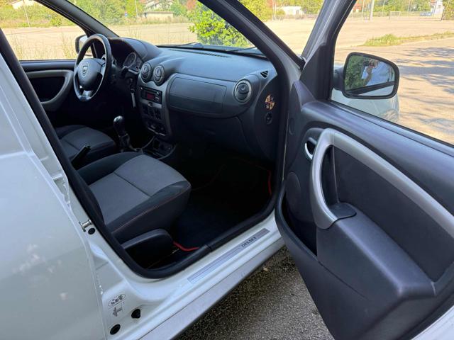 DACIA Duster usata 13
