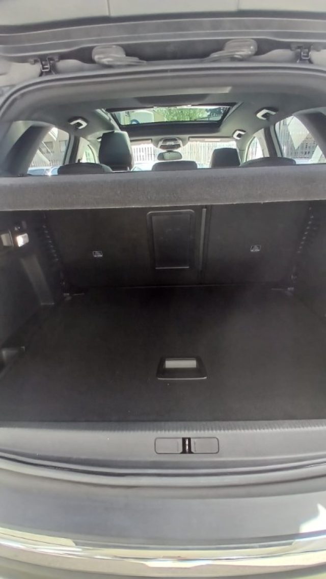 PEUGEOT 3008 usata, con Servosterzo