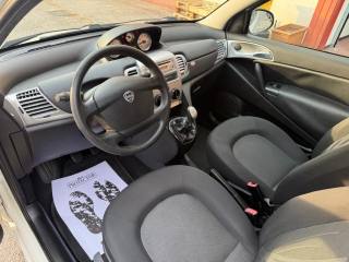 LANCIA Ypsilon usata, con Specchietti laterali elettrici