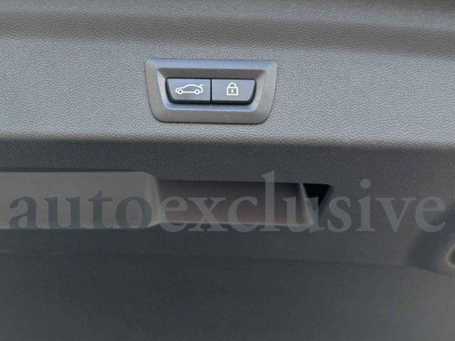 MINI Countryman usata, con Fari LED