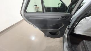 VOLKSWAGEN T-Roc usata, con Park Distance Control